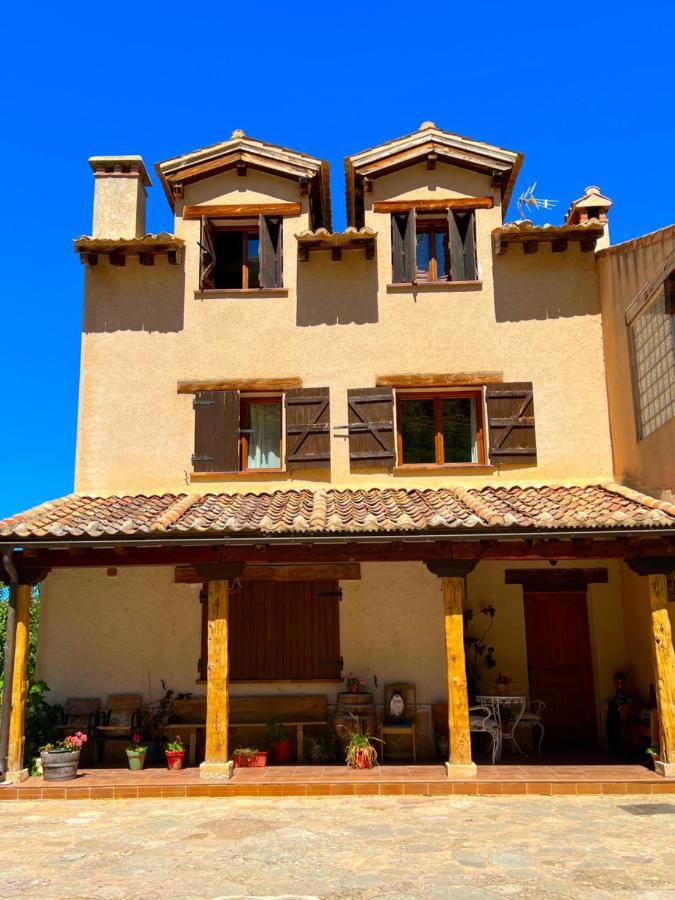 Hotel Rural La Huerta Montejo de la Vega de la Serrezuela Luaran gambar