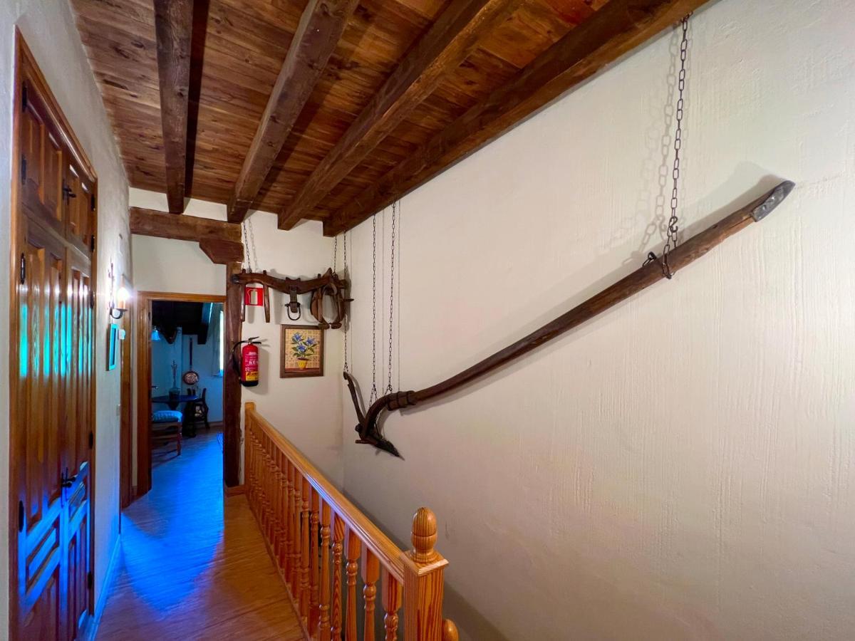 Hotel Rural La Huerta Montejo de la Vega de la Serrezuela Luaran gambar