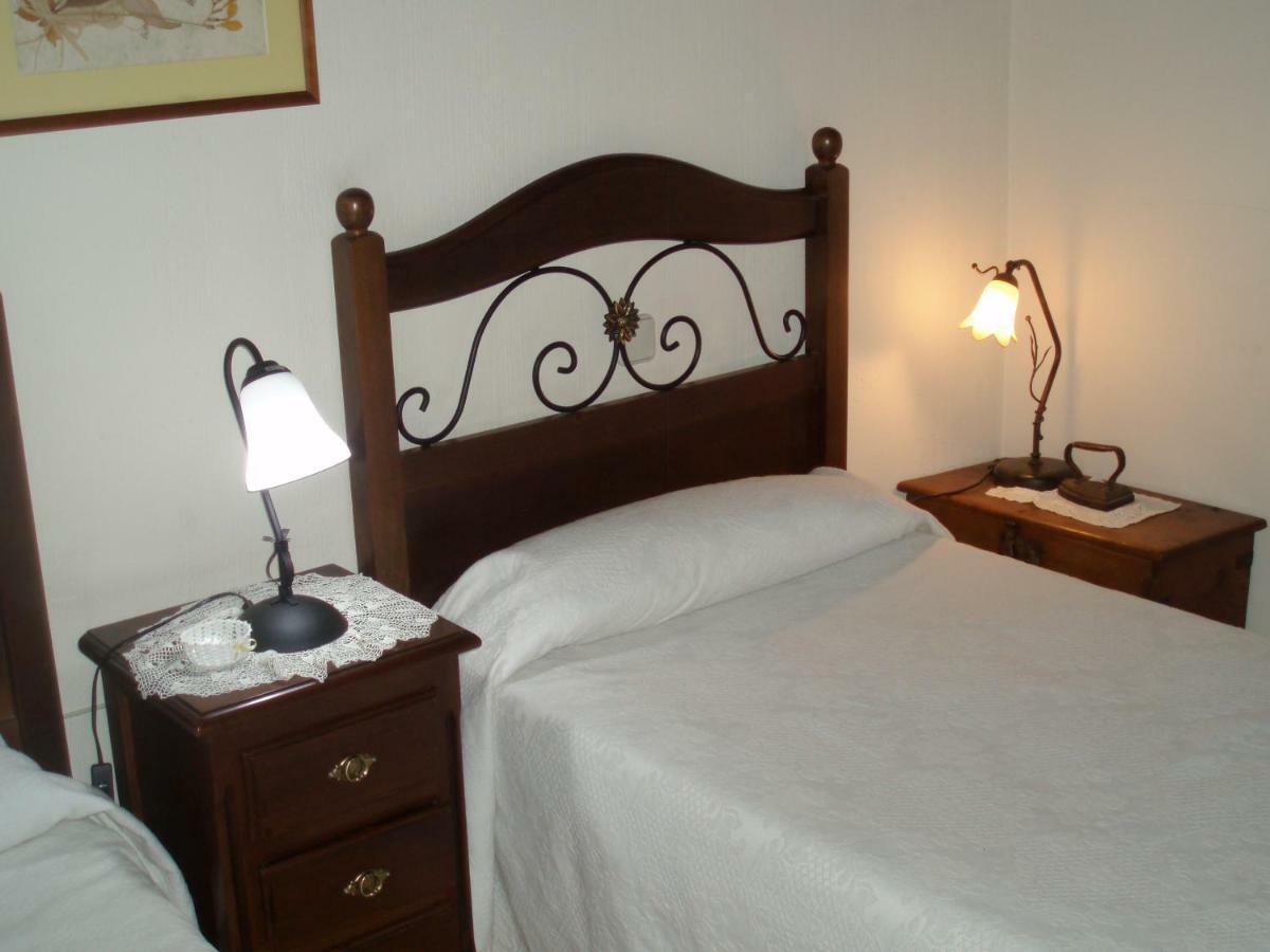 Hotel Rural La Huerta Montejo de la Vega de la Serrezuela Luaran gambar